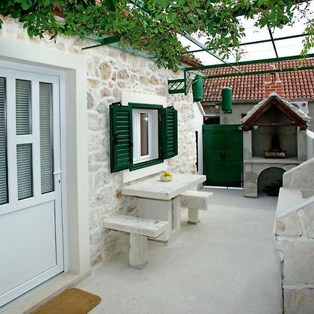 Apartment Menego A2 Bol-Center, Croatia Εξωτερικό φωτογραφία