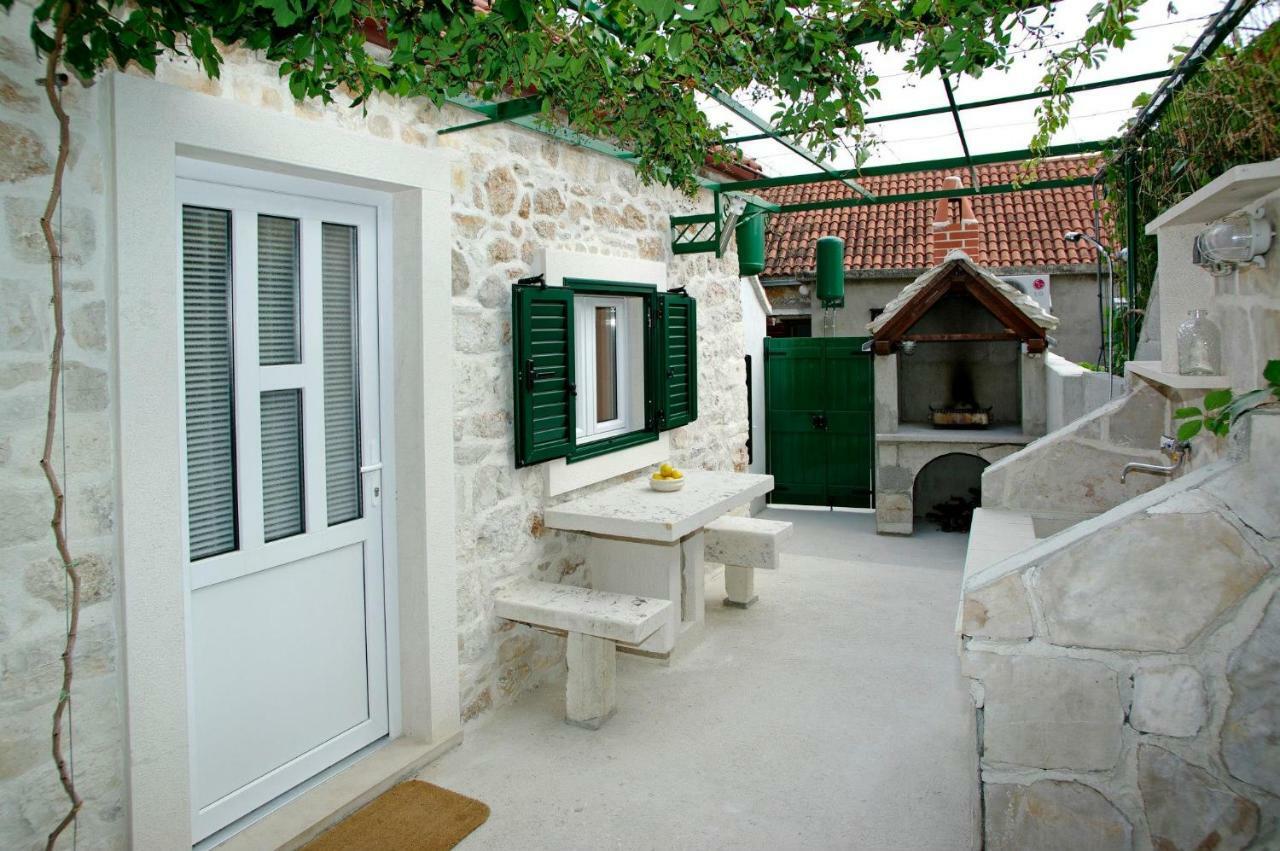 Apartment Menego A2 Bol-Center, Croatia Εξωτερικό φωτογραφία