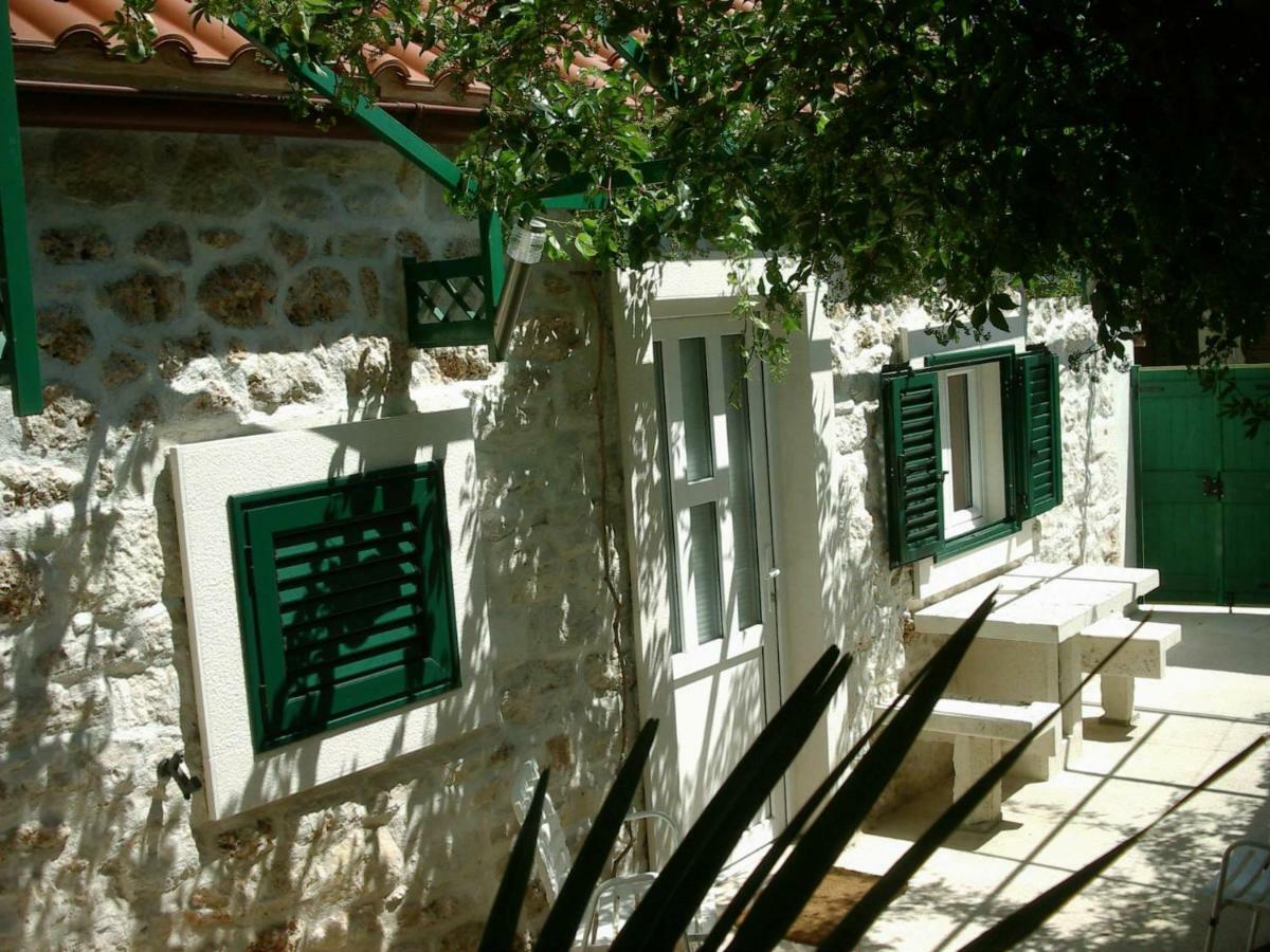 Apartment Menego A2 Bol-Center, Croatia Εξωτερικό φωτογραφία